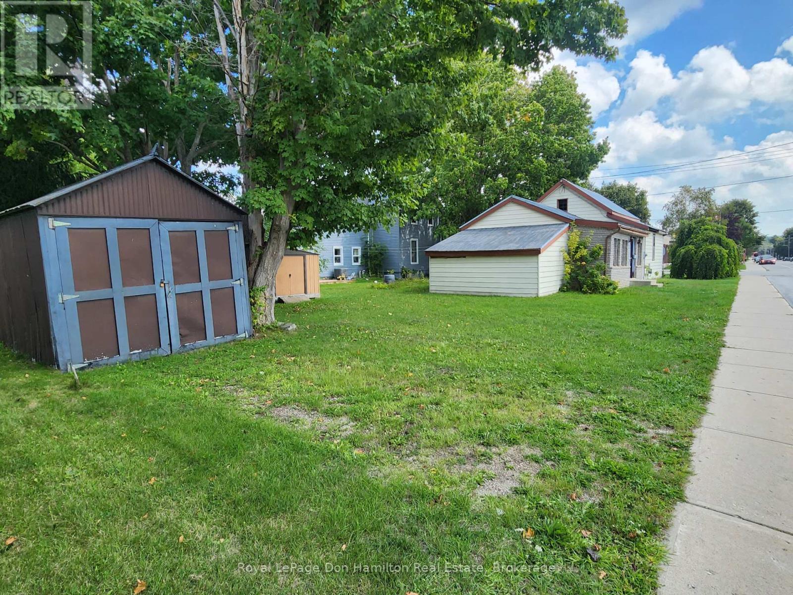 21 Peter Street S, Brockton, ON - Outdoor