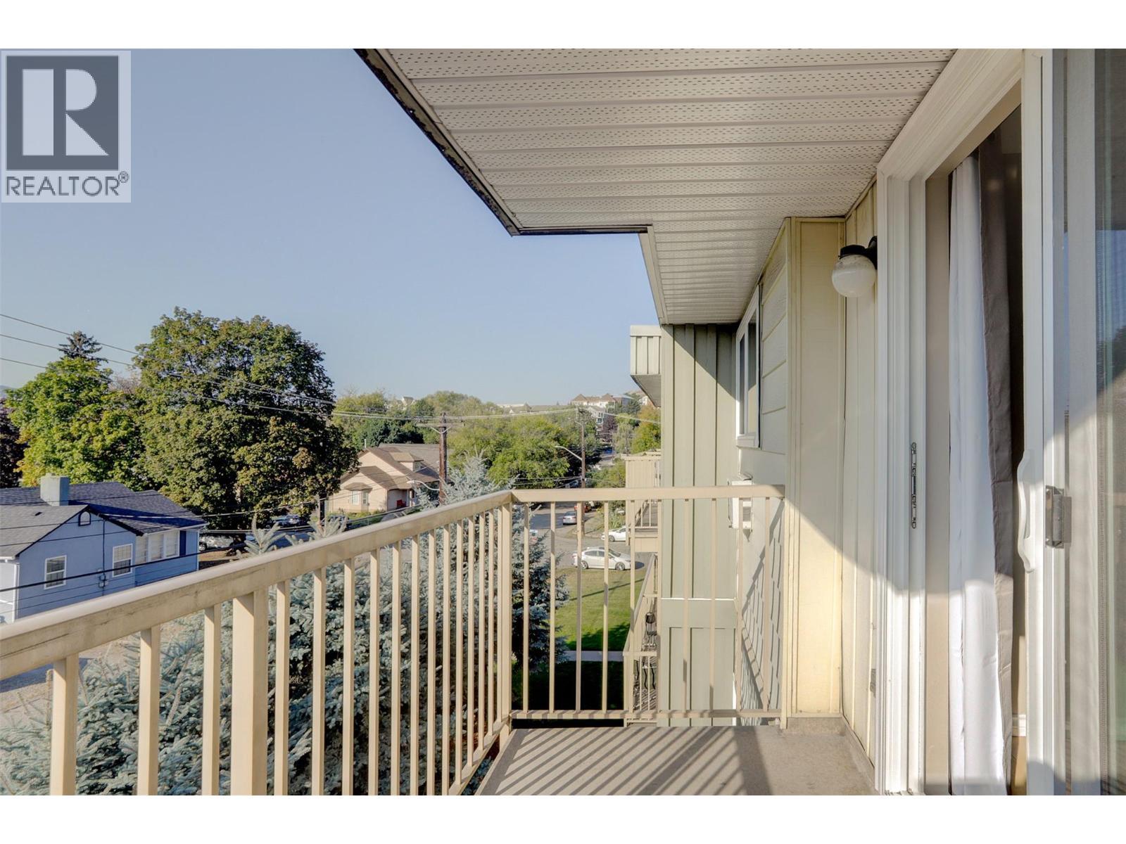3304 35 Avenue Unit# 415, Vernon, BC - Outdoor With Exterior
