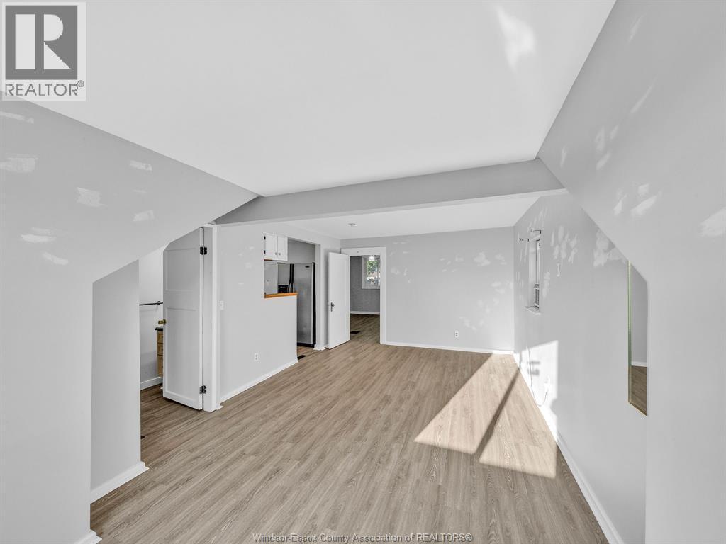 1453 Marentette, Windsor, ON - Indoor Photo Showing Other Room