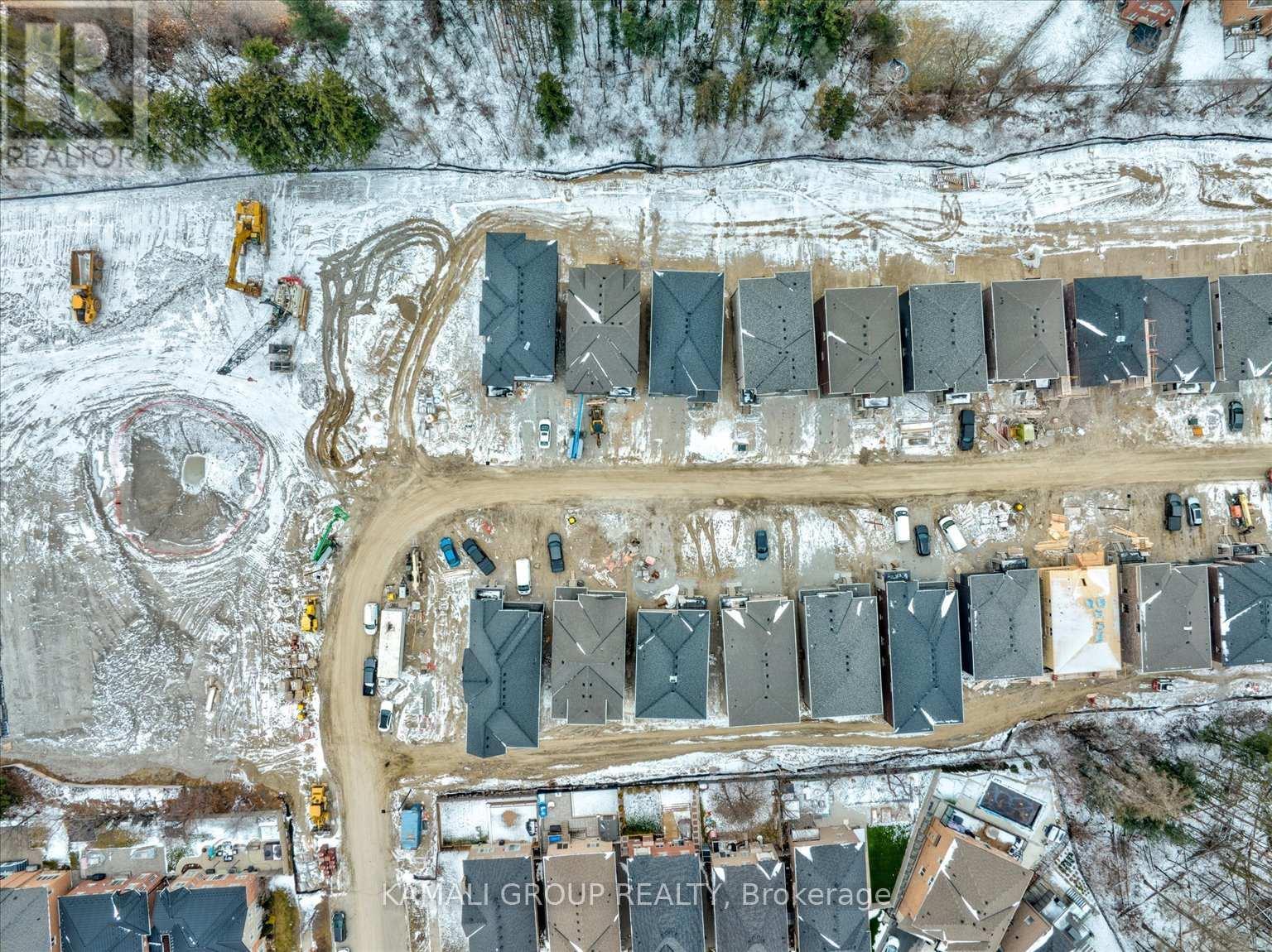 51 Ahchie Court, Vaughan, ON - Outdoor