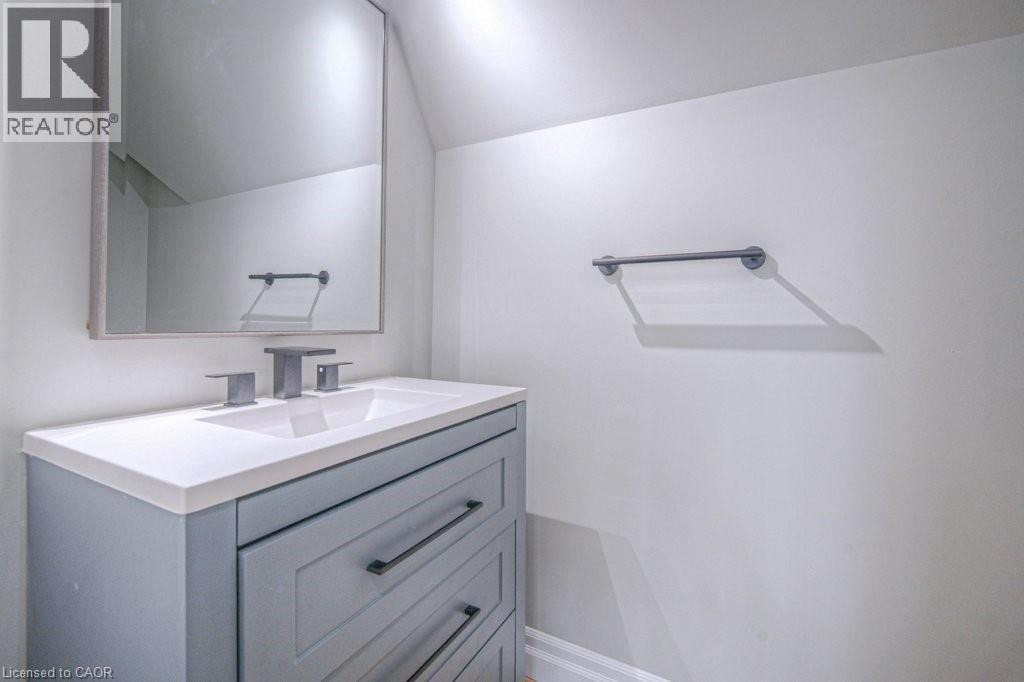 2930 Notre Dame Drive, St. Agatha, ON - Indoor Photo Showing Bathroom