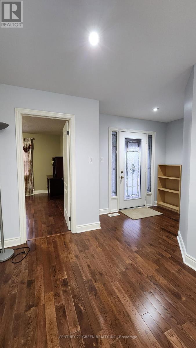 Upper Portion - 68 River Rock Crescent, Brampton, ON - Indoor Photo Showing Other Room