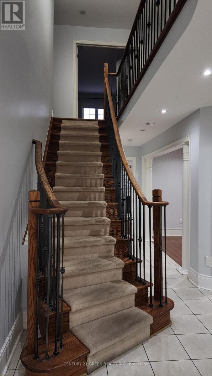 Upper Portion - 68 River Rock Crescent, Brampton, ON - Indoor Photo Showing Other Room