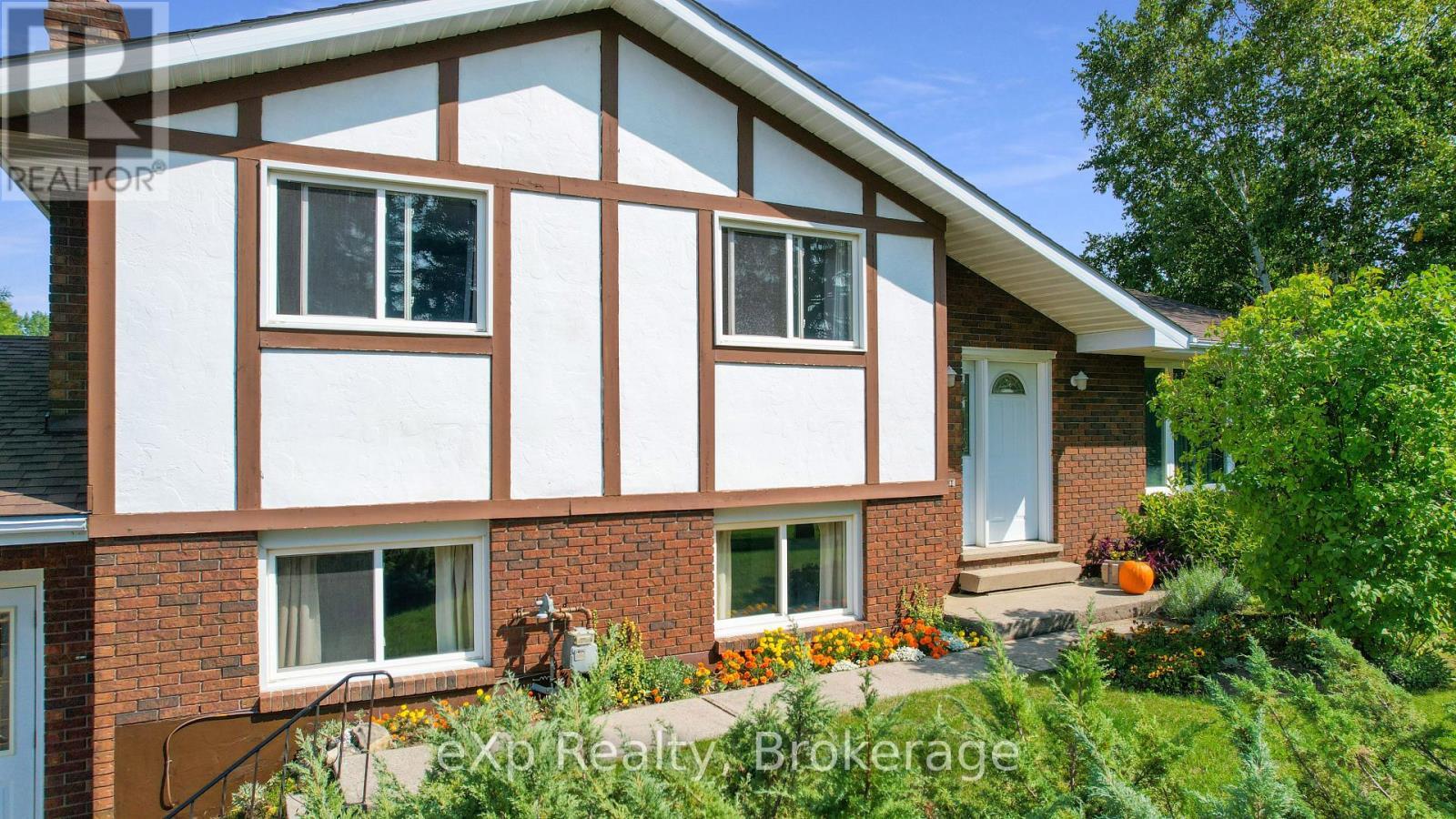 196/198 Concession 10, Saugeen Shores, Saugeen Shores, ON