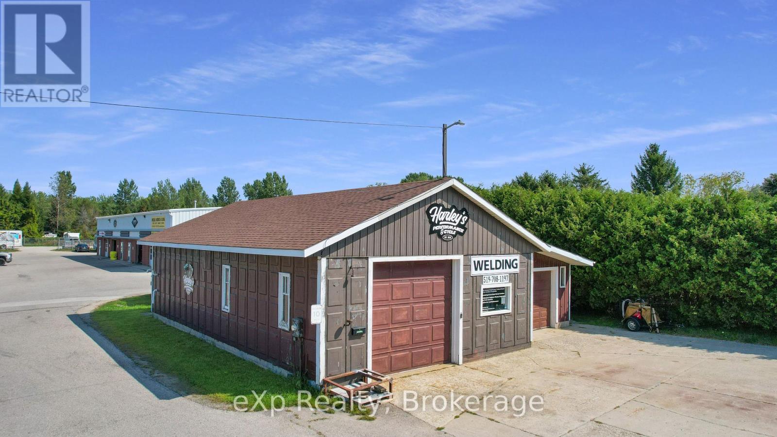 196/198 Concession 10, Saugeen Shores, Saugeen Shores, ON