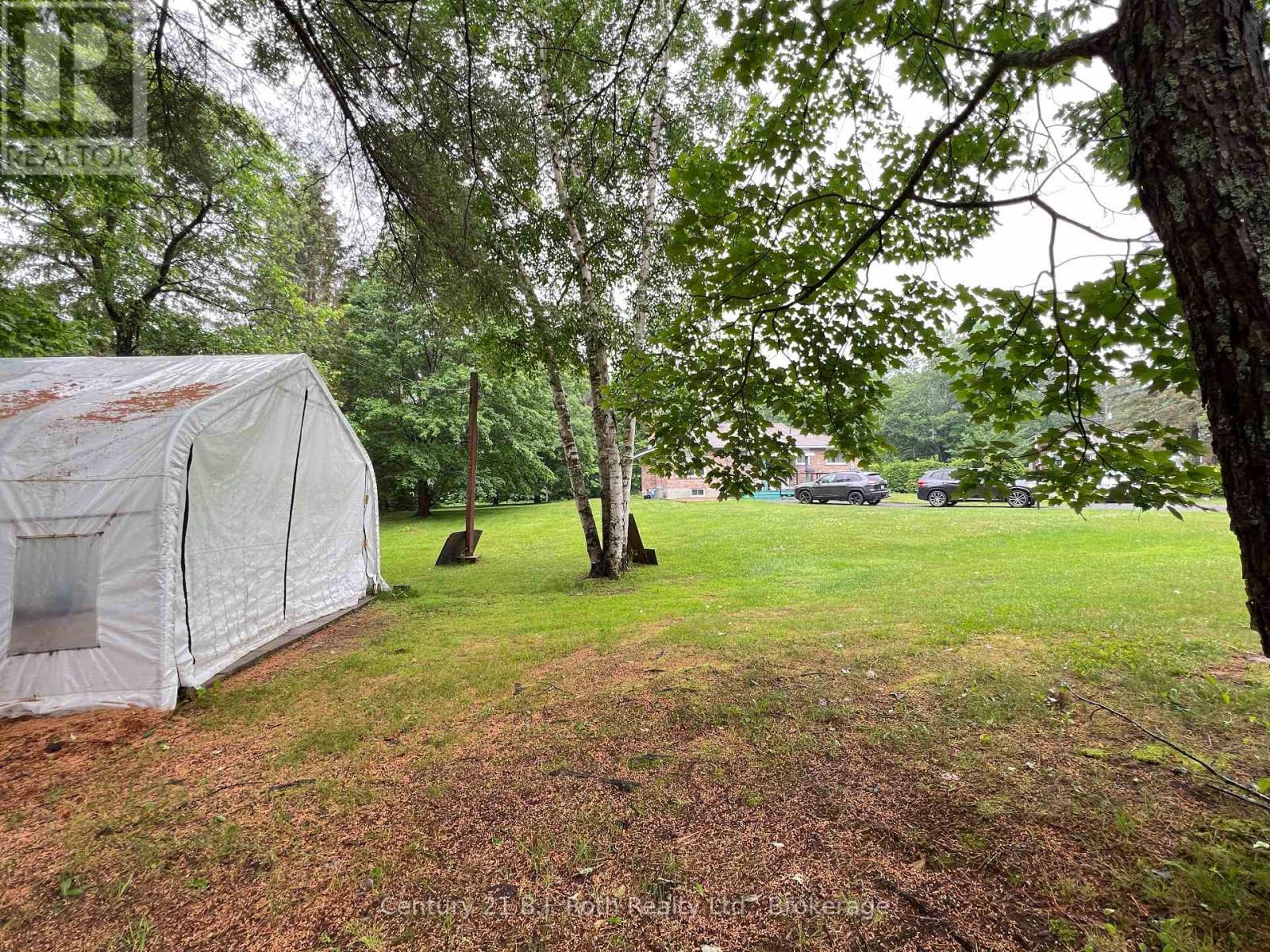 79 Albert Street, Sundridge, ON - Outdoor