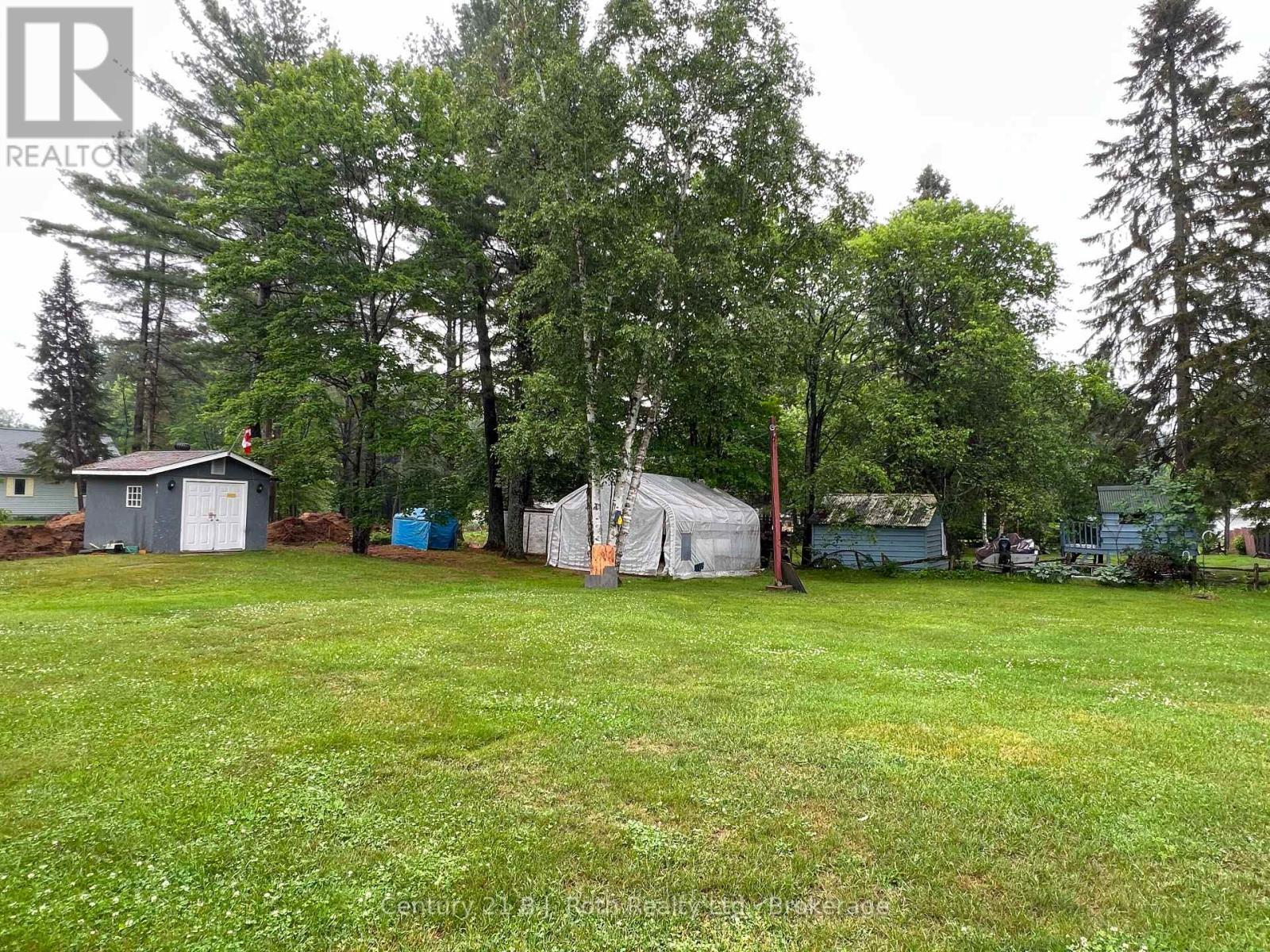 79 Albert Street, Sundridge, ON - Outdoor