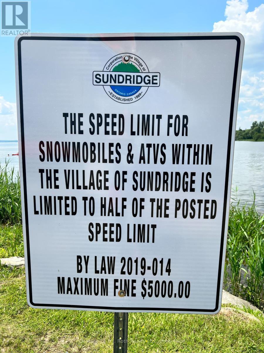 79 Albert Street, Sundridge, ON - With Body Of Water