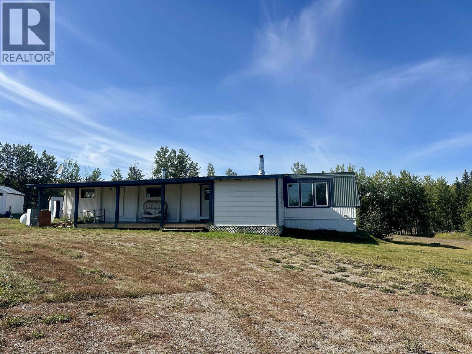 693 Oak Road, Vanderhoof, BC - Outdoor