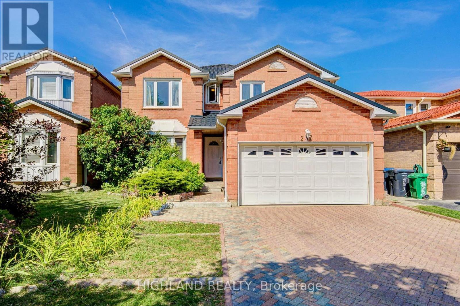 257 Huntington Ridge Drive, Mississauga, ON - Outdoor