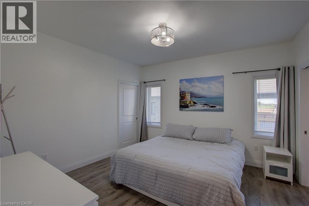 274 Mccourt Place, Atwood, ON - Indoor Photo Showing Bedroom