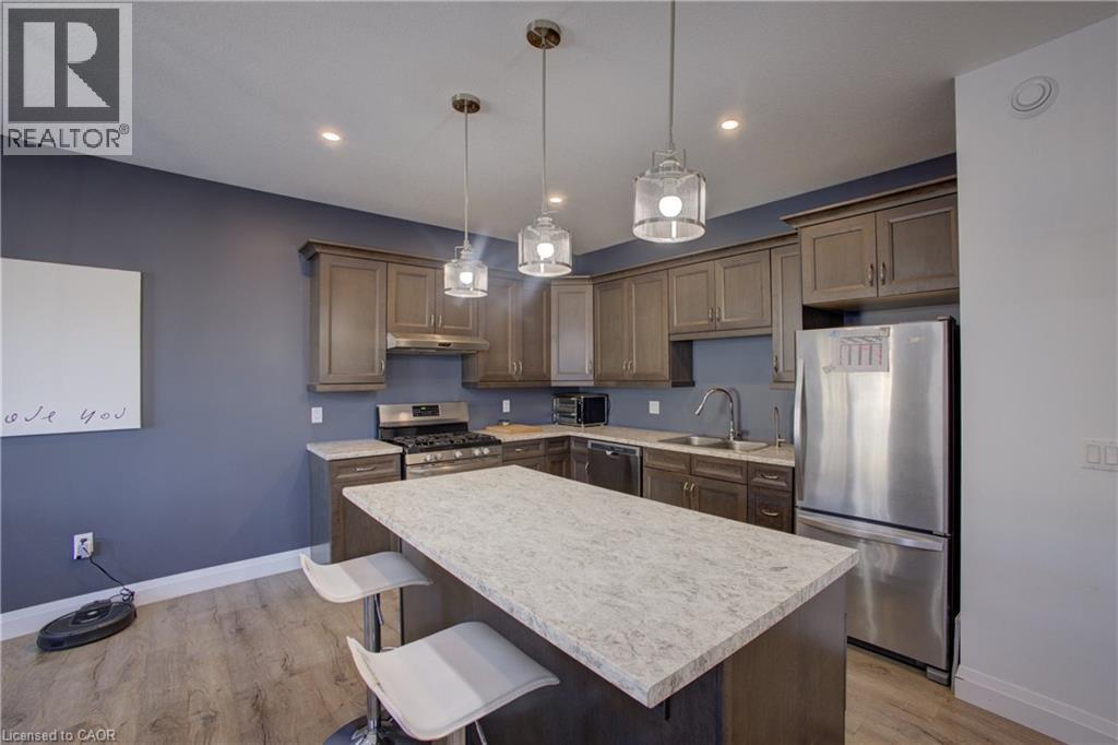 274 Mccourt Place, Atwood, ON - Indoor Photo Showing Kitchen With Double Sink With Upgraded Kitchen