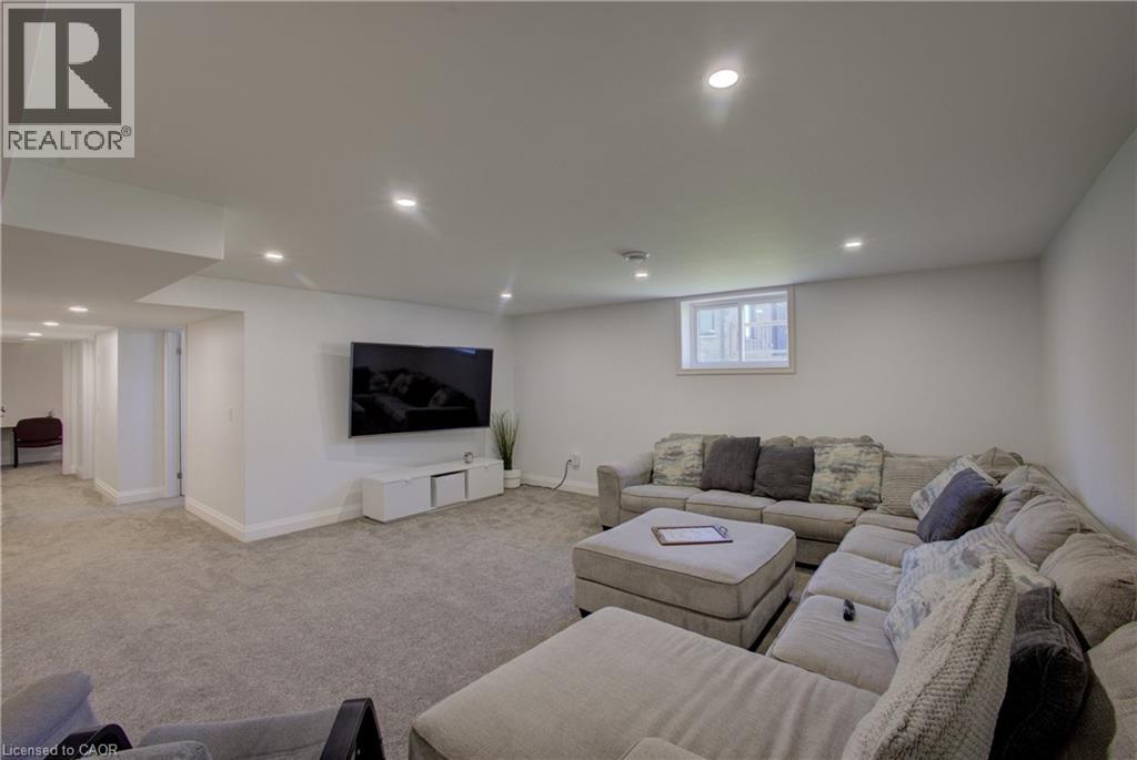 274 Mccourt Place, Atwood, ON - Indoor