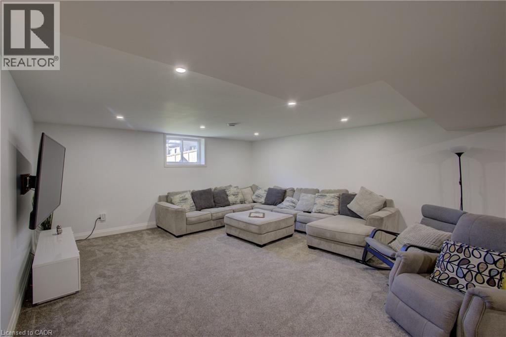 274 Mccourt Place, Atwood, ON - Indoor Photo Showing Other Room