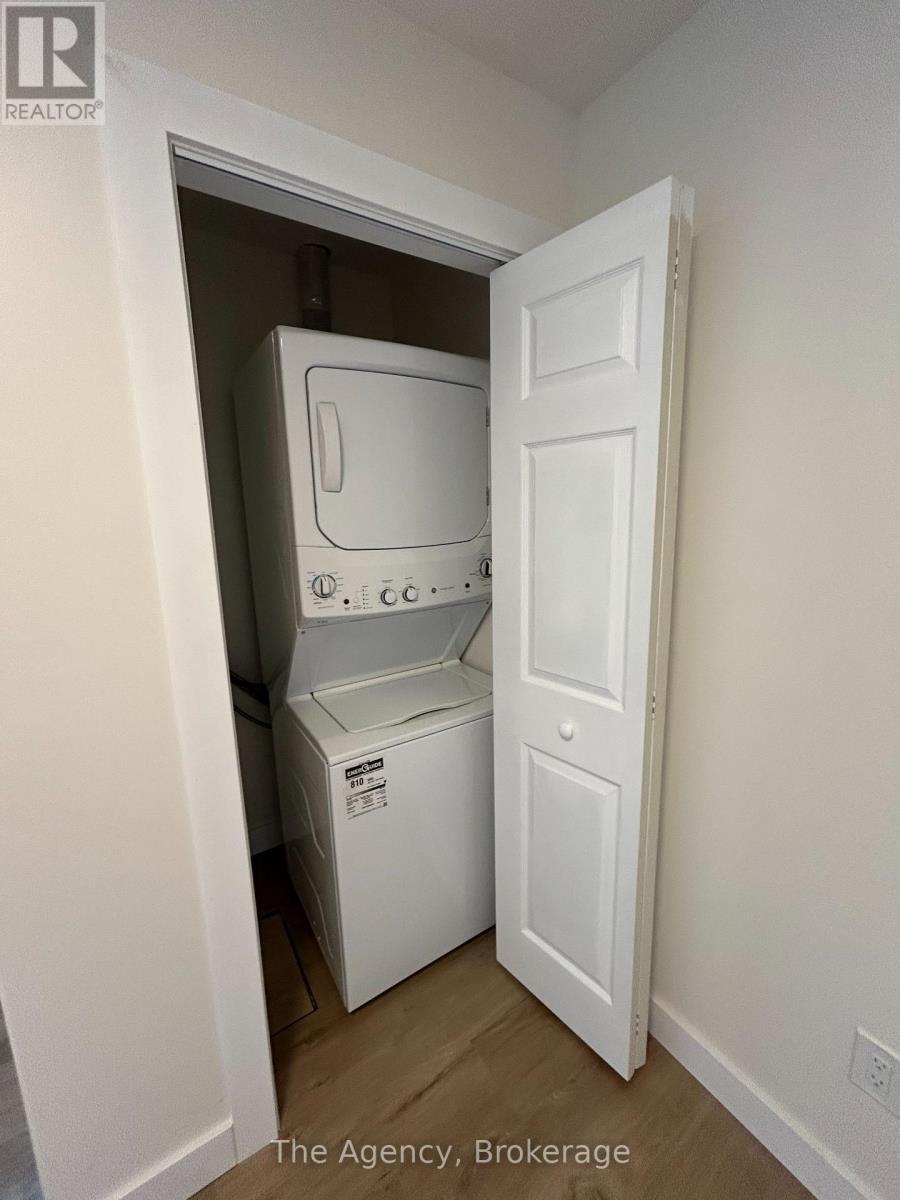 144 Woodchester Avenue, Bracebridge (Macaulay), ON - Indoor Photo Showing Laundry Room