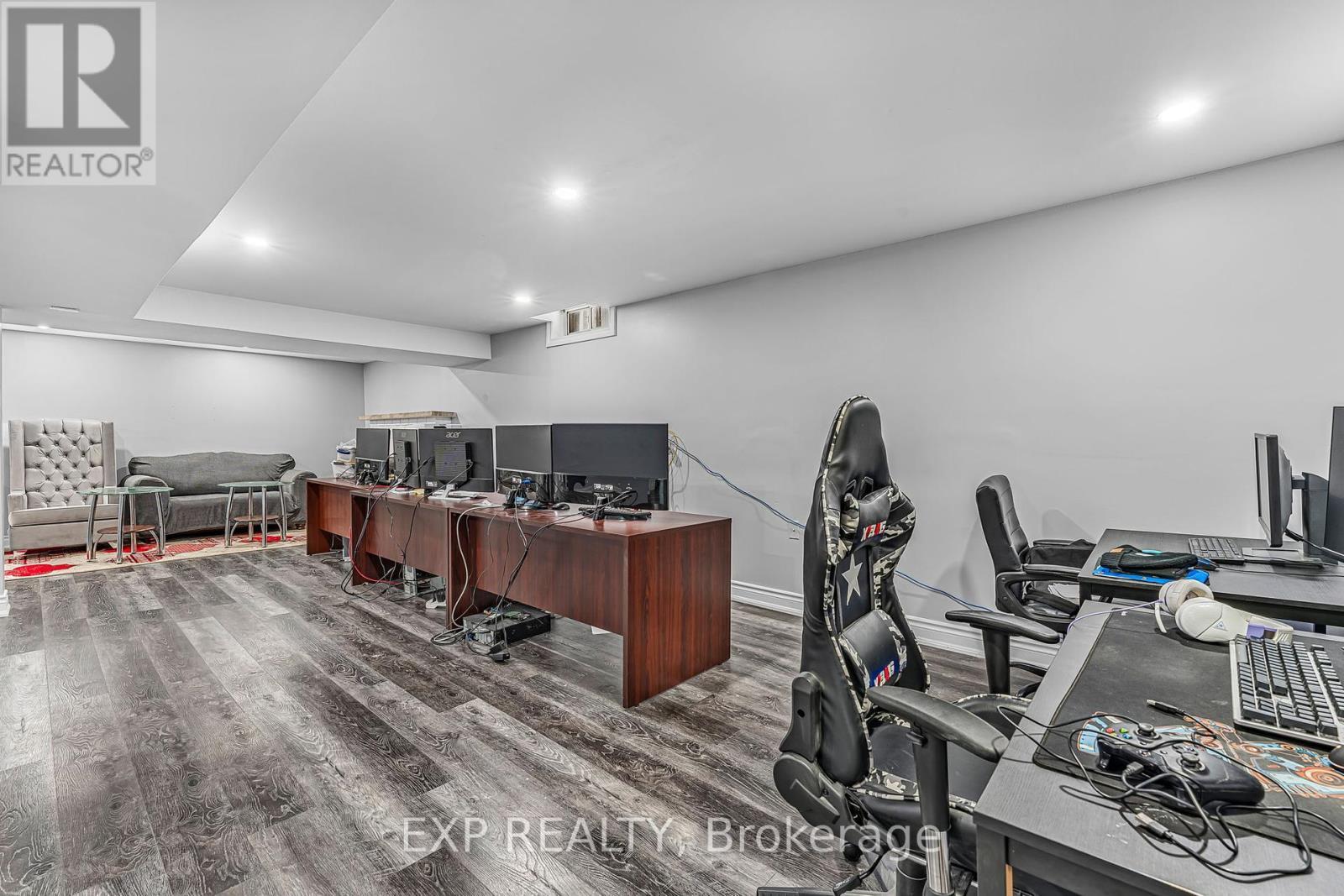 1221 Creekside Drive, Oakville, ON - Indoor Photo Showing Other Room