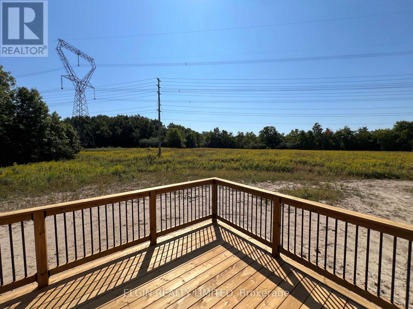 8 Columbus Court, Central Elgin, ON - Outdoor With View