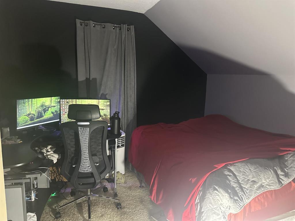 108 3Rd Avenue, Benito, MB - Indoor Photo Showing Bedroom