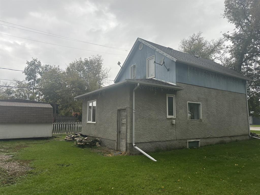 108 3Rd Avenue, Benito, MB - Outdoor