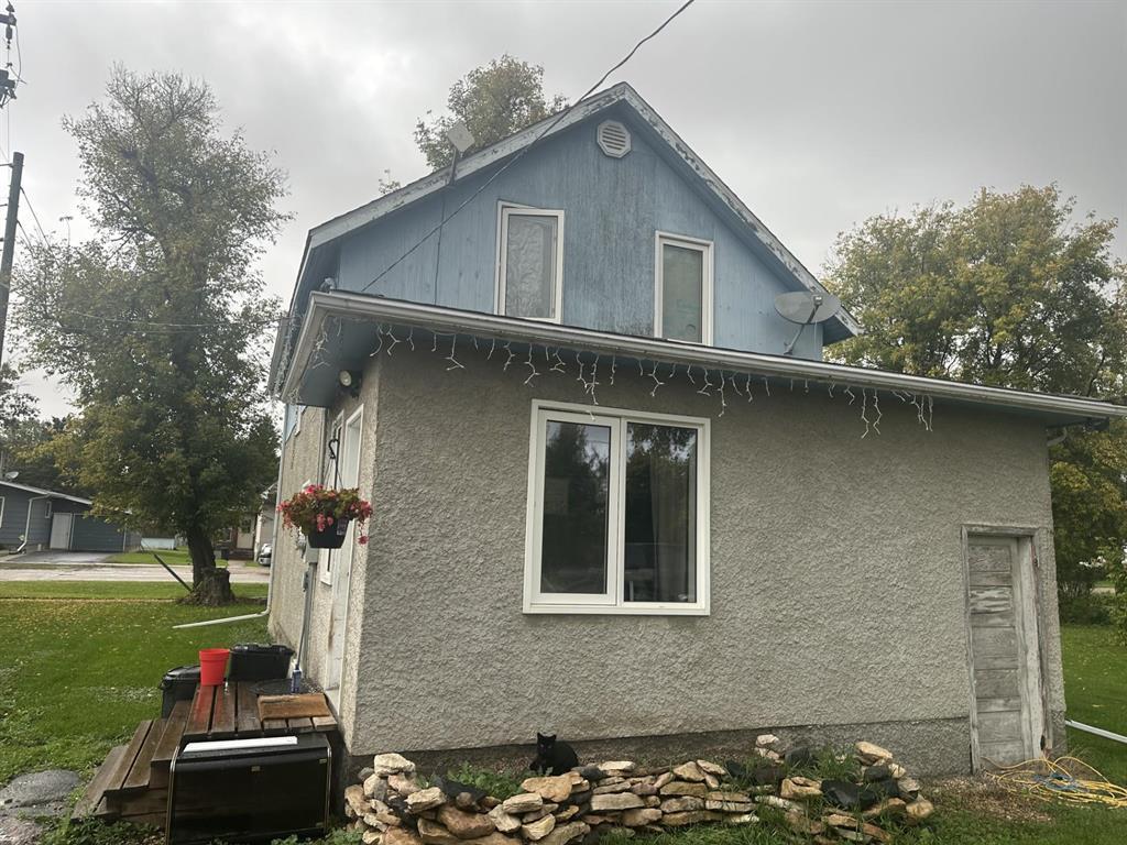 108 3Rd Avenue, Benito, MB - Outdoor