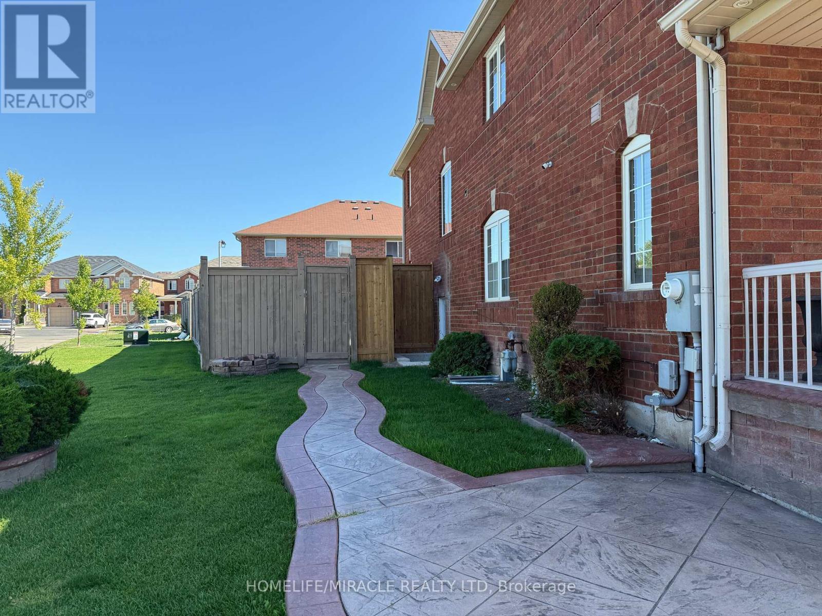 31 Flurry Circle, Brampton, ON - Outdoor