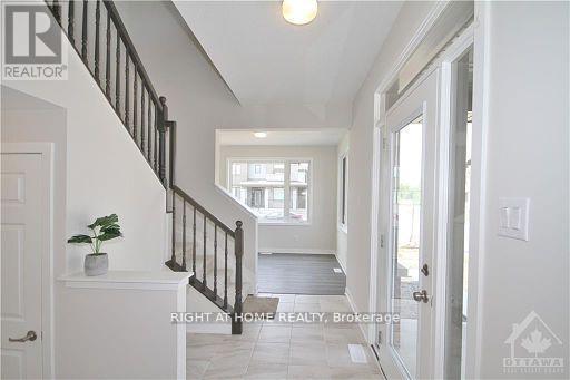 201 Billrian Crescent, Ottawa, ON - Indoor Photo Showing Other Room