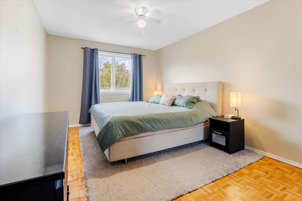 Chambre à coucher principale - 259 5E Avenue, Pincourt, QC - Indoor Photo Showing Bedroom