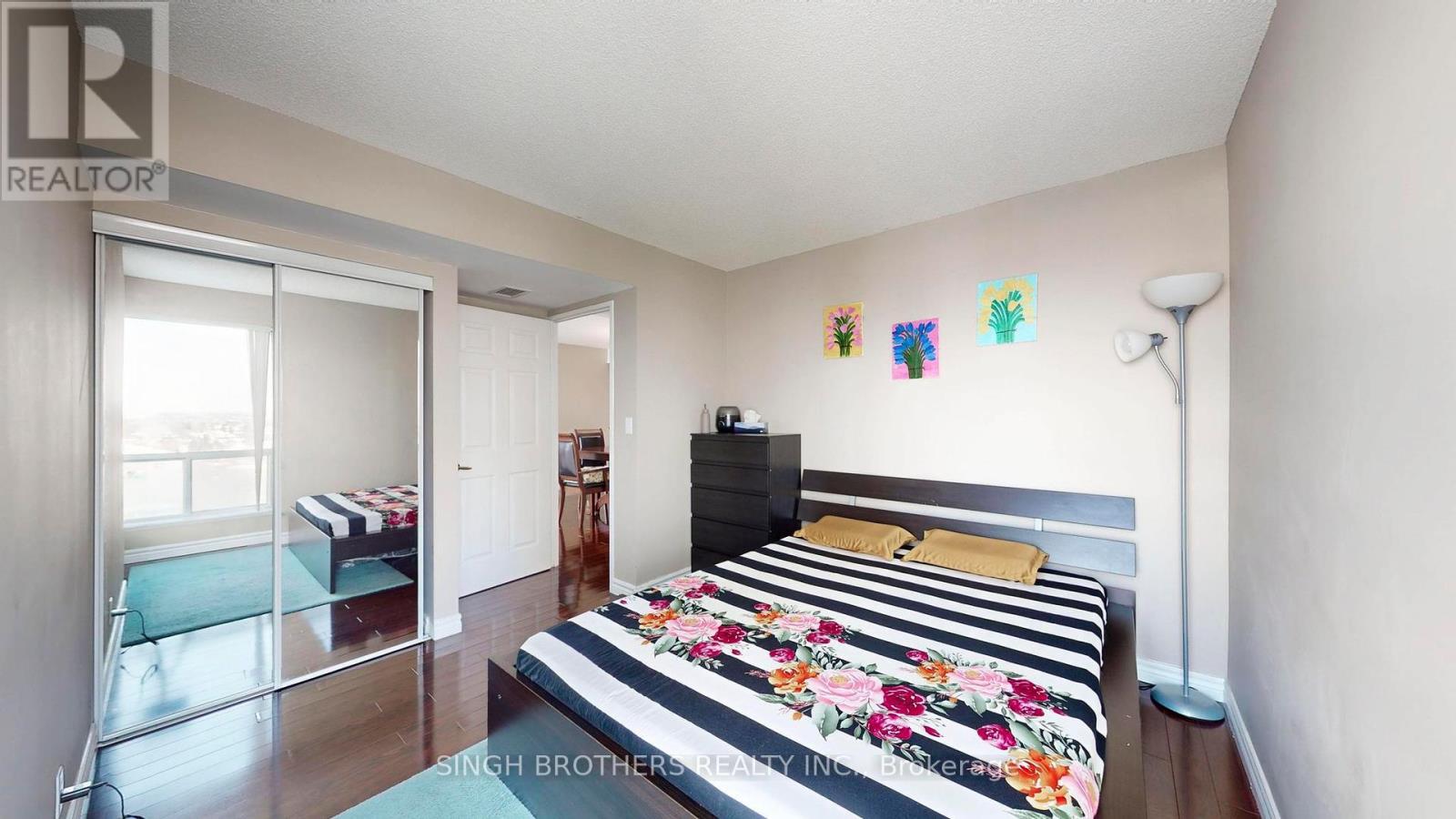 1505 - 1 Lee Centre Drive, Toronto, ON - Indoor Photo Showing Bedroom