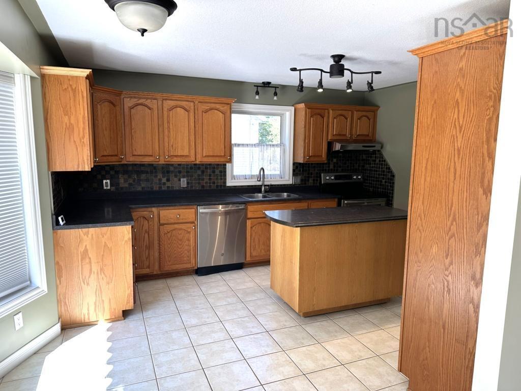 1779 Drummond Drive, Kingston, NS