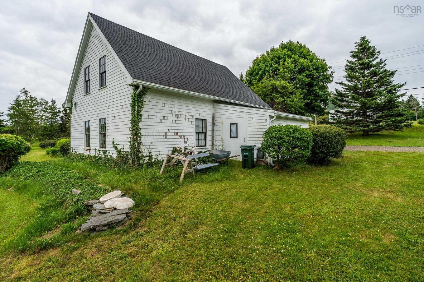 7227 Highway 101, Plympton, NS