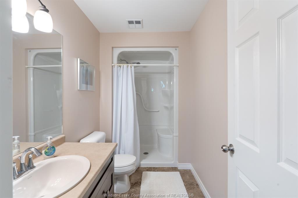 11082 Sturgeon, Windsor, ON