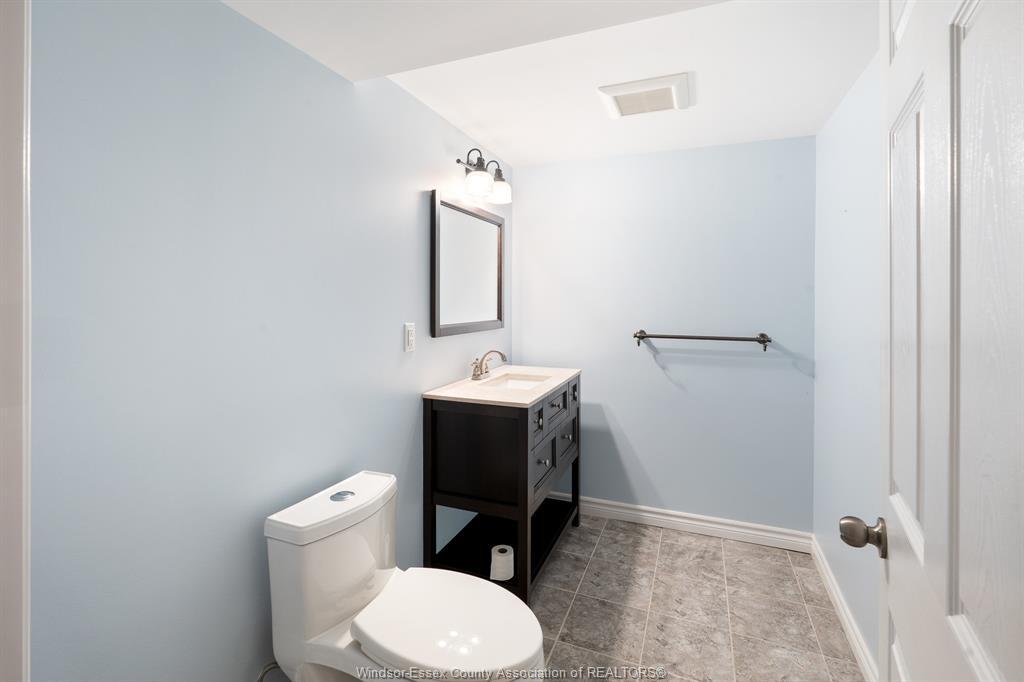 11082 Sturgeon, Windsor, ON