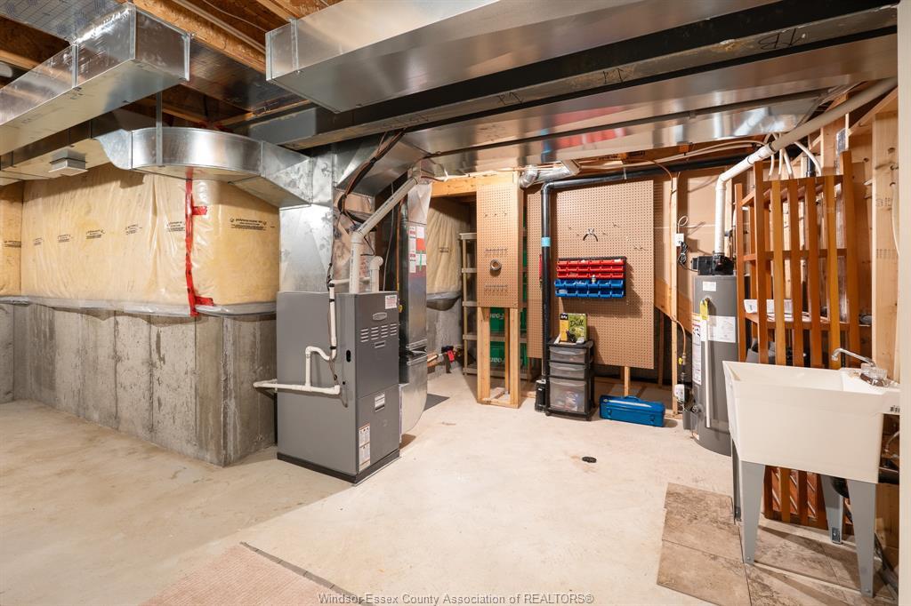 11082 Sturgeon, Windsor, ON