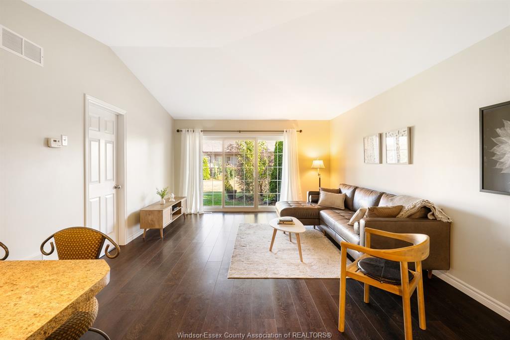 11082 Sturgeon, Windsor, ON