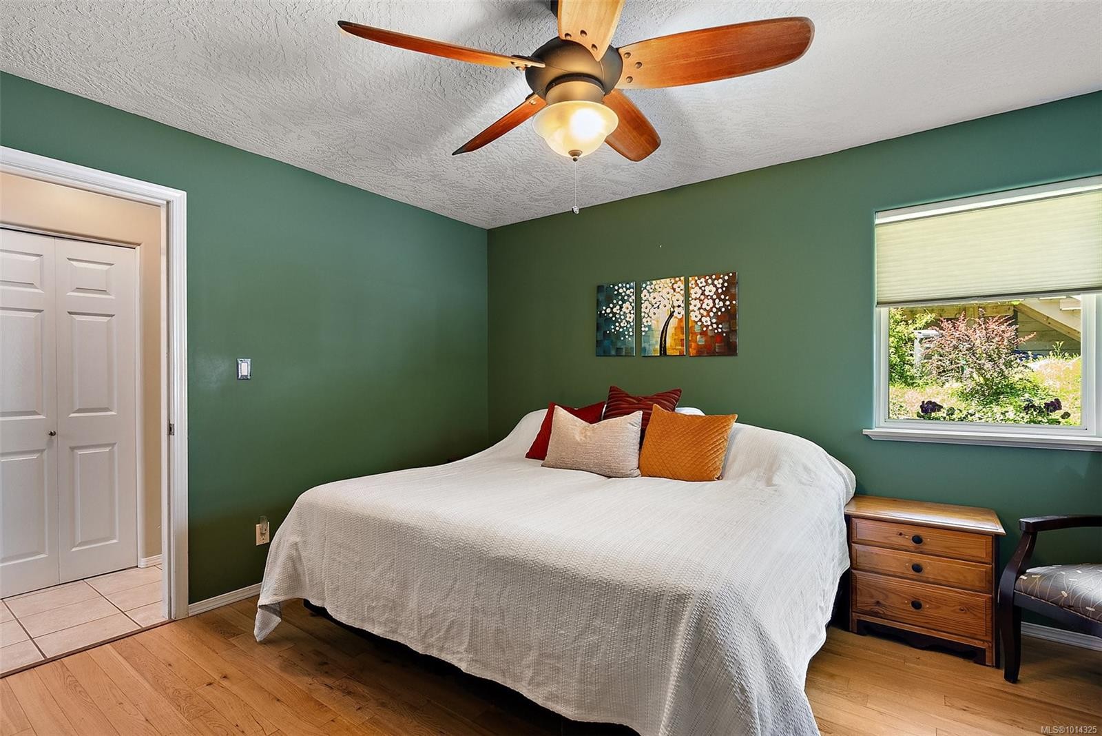 3224 Hillwood Rd, Duncan, BC - Indoor Photo Showing Bedroom