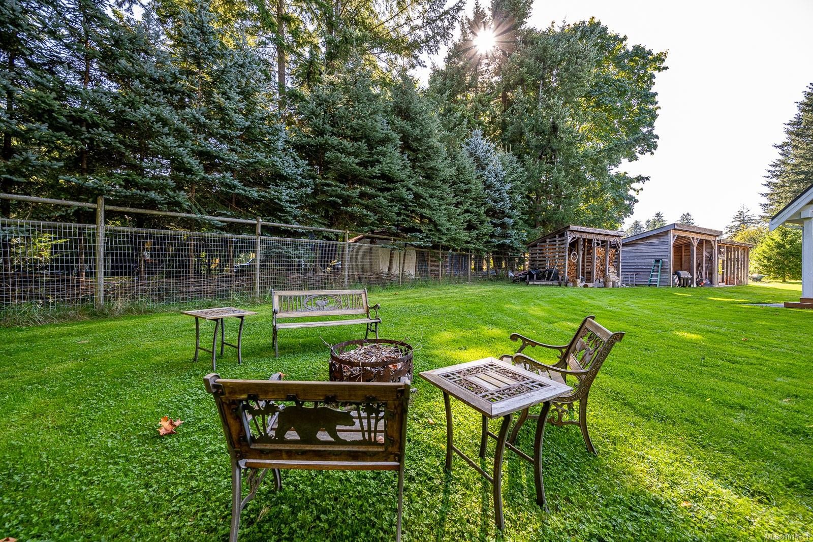 2435 Charleville Rd, Campbell River, BC