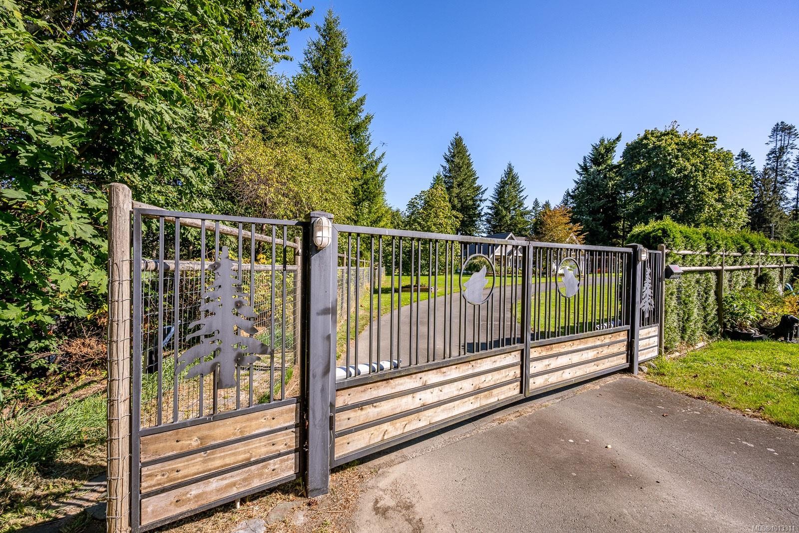 2435 Charleville Rd, Campbell River, BC