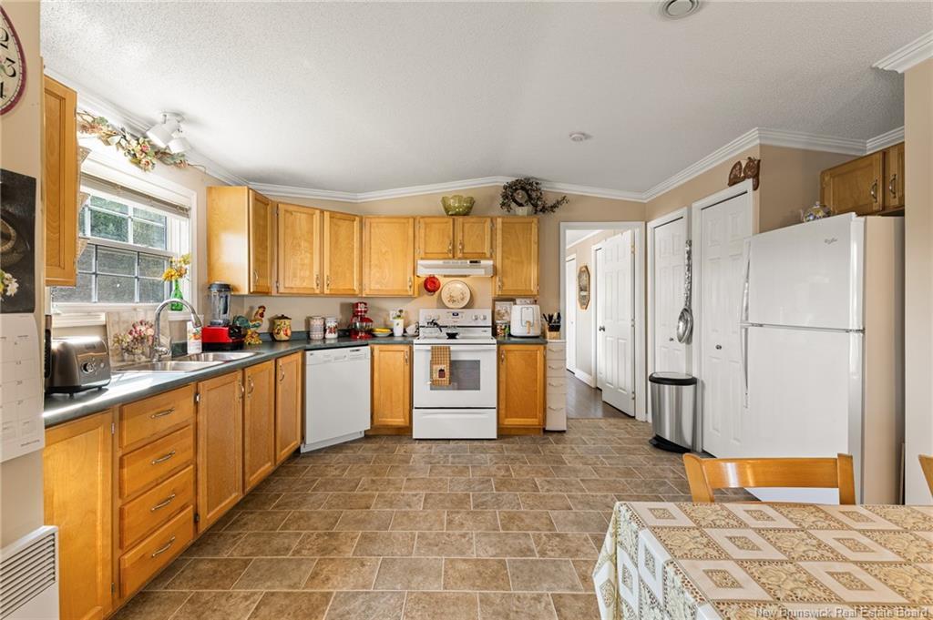 11 Ascona St, Moncton, NB