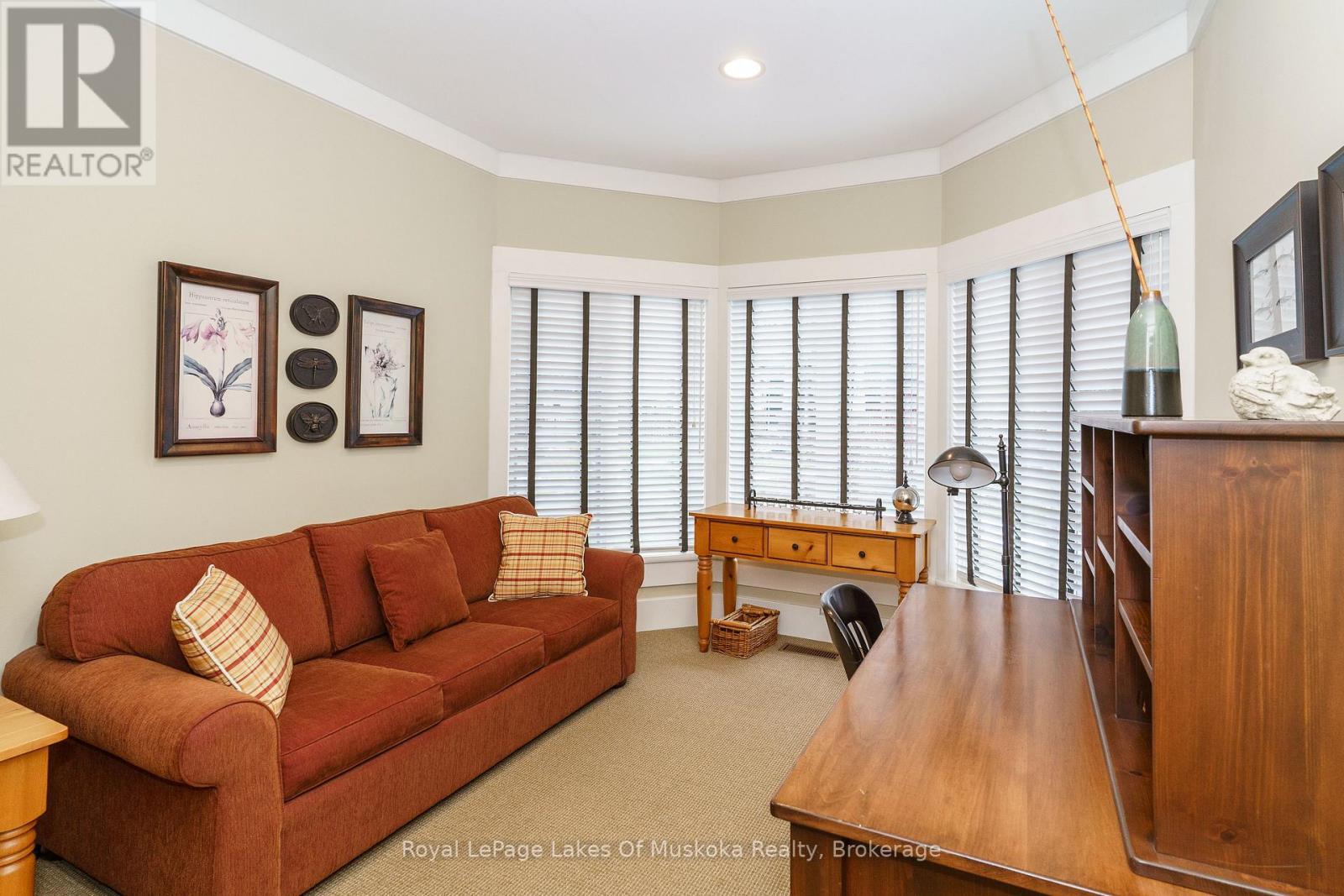 Villa 1 Week 9 - 1020 Birch Glen Road, Lake Of Bays (Mclean), ON