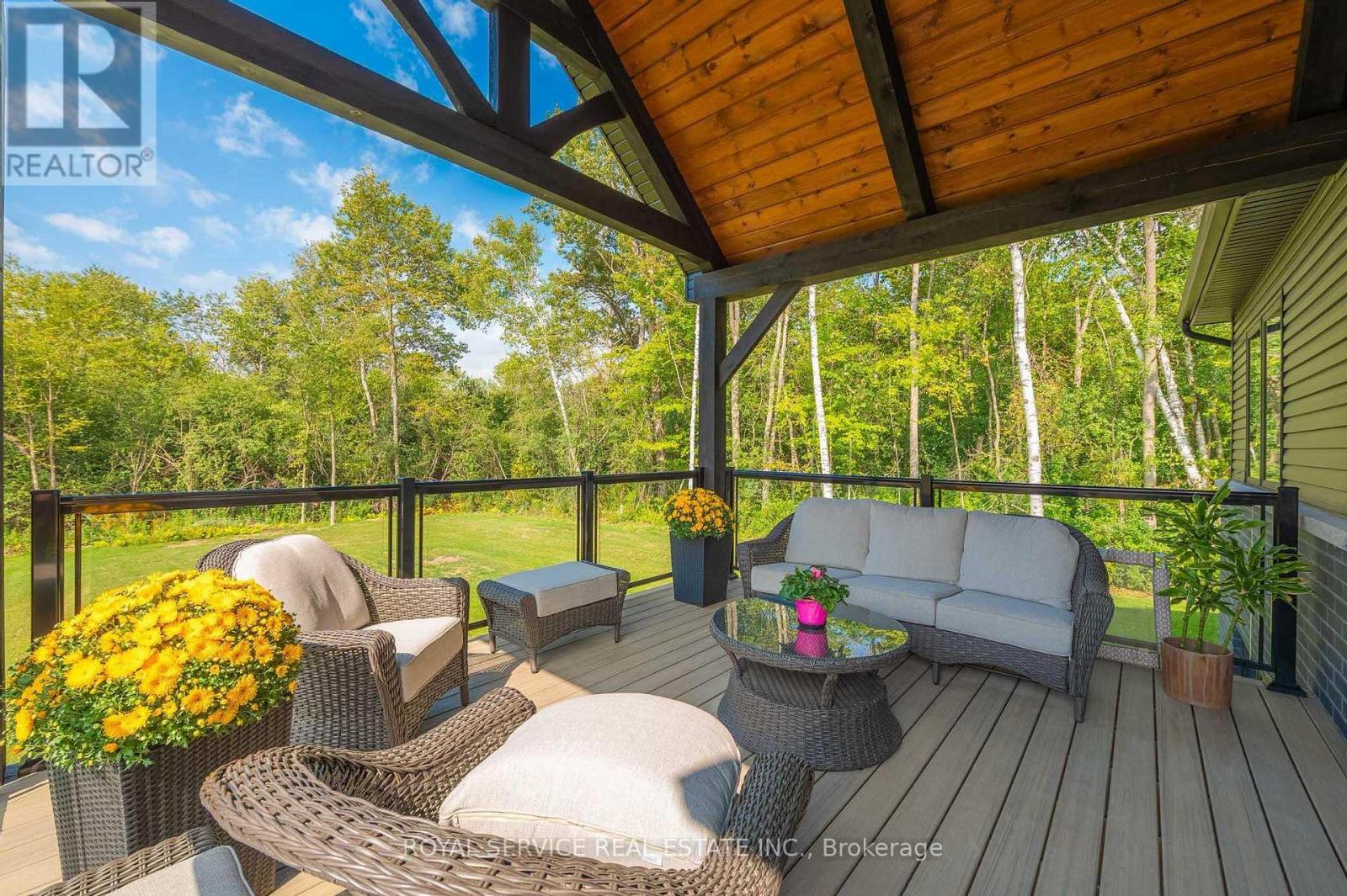137 Ridgeline Drive, Alnwick/Haldimand (Grafton), ON - Outdoor With Deck Patio Veranda With Exterior