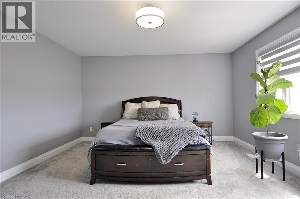 21 Gourlay Farm Lane, Ayr, ON - Indoor Photo Showing Bedroom