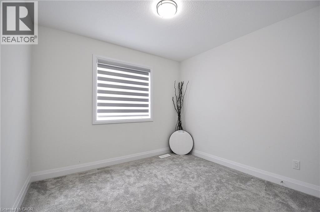 21 Gourlay Farm Lane, Ayr, ON - Indoor Photo Showing Other Room