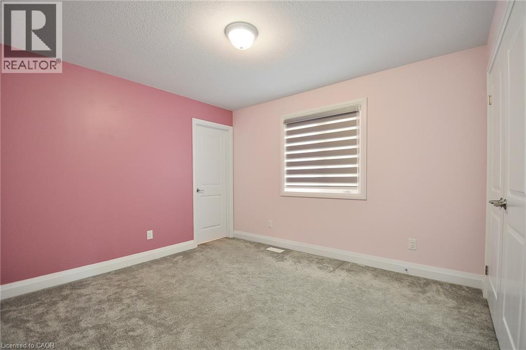 21 Gourlay Farm Lane, Ayr, ON - Indoor Photo Showing Other Room