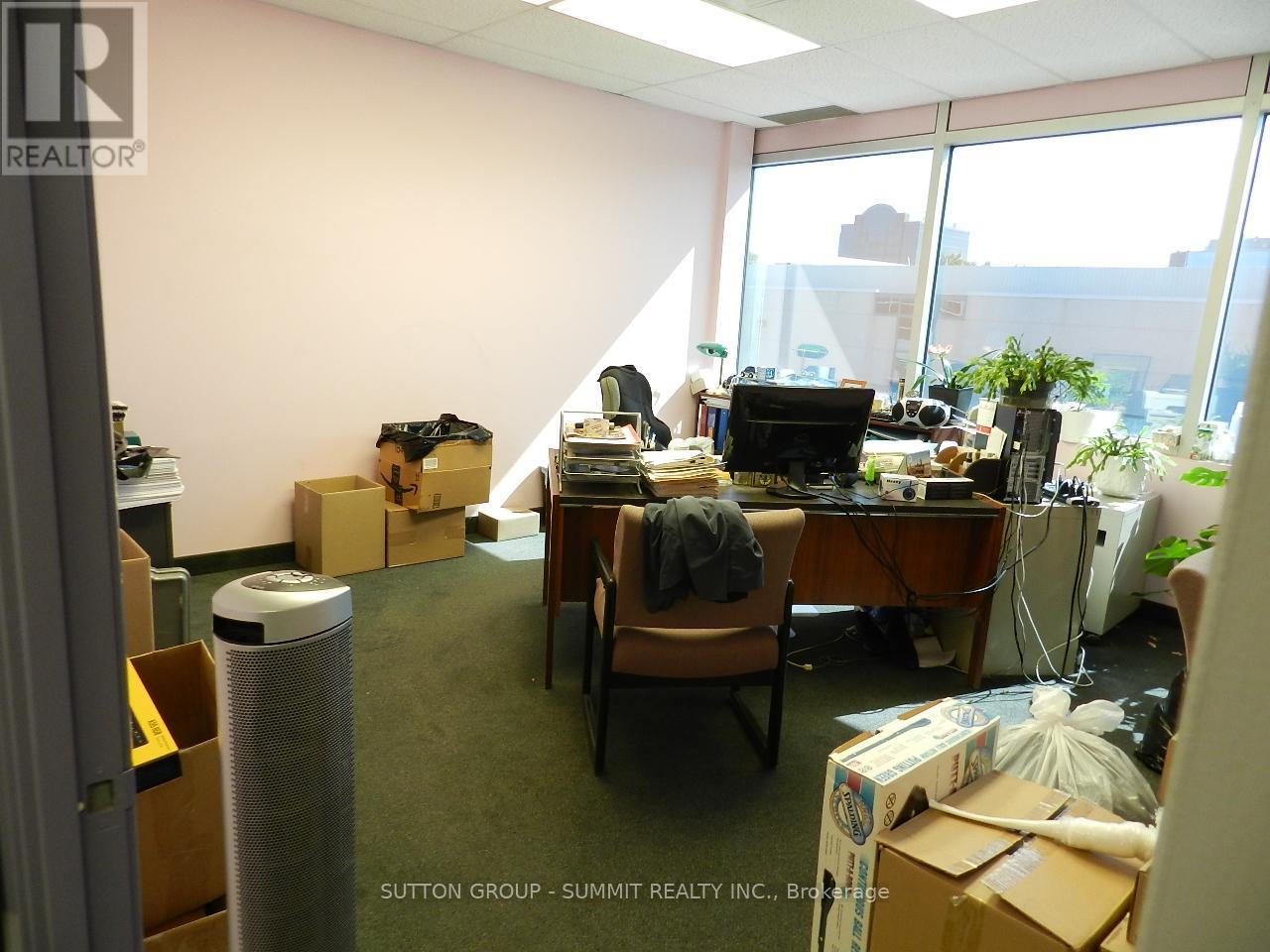 211 - 2601 Matheson Boulevard E, Mississauga, ON