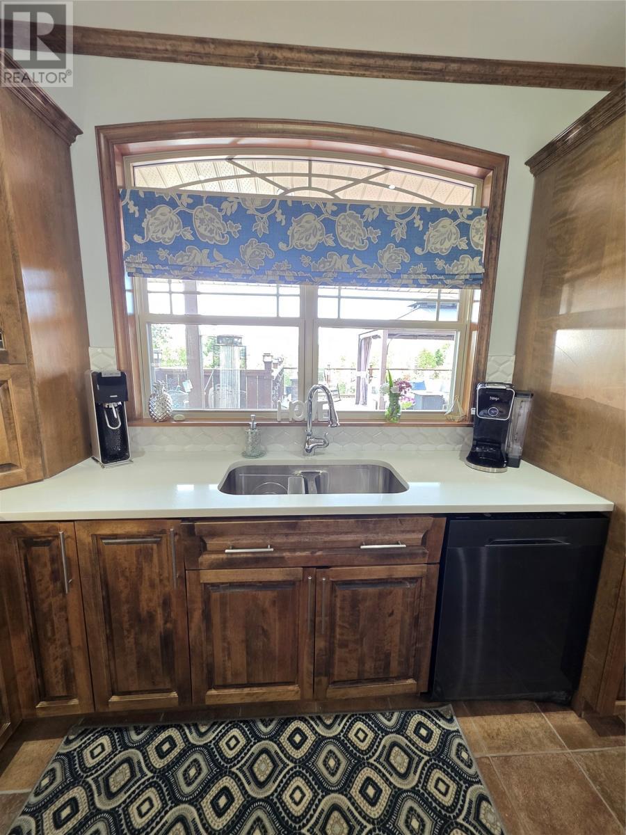 19 Raymond Heights, Corner Brook, NL - Indoor Photo Showing Kitchen With Double Sink