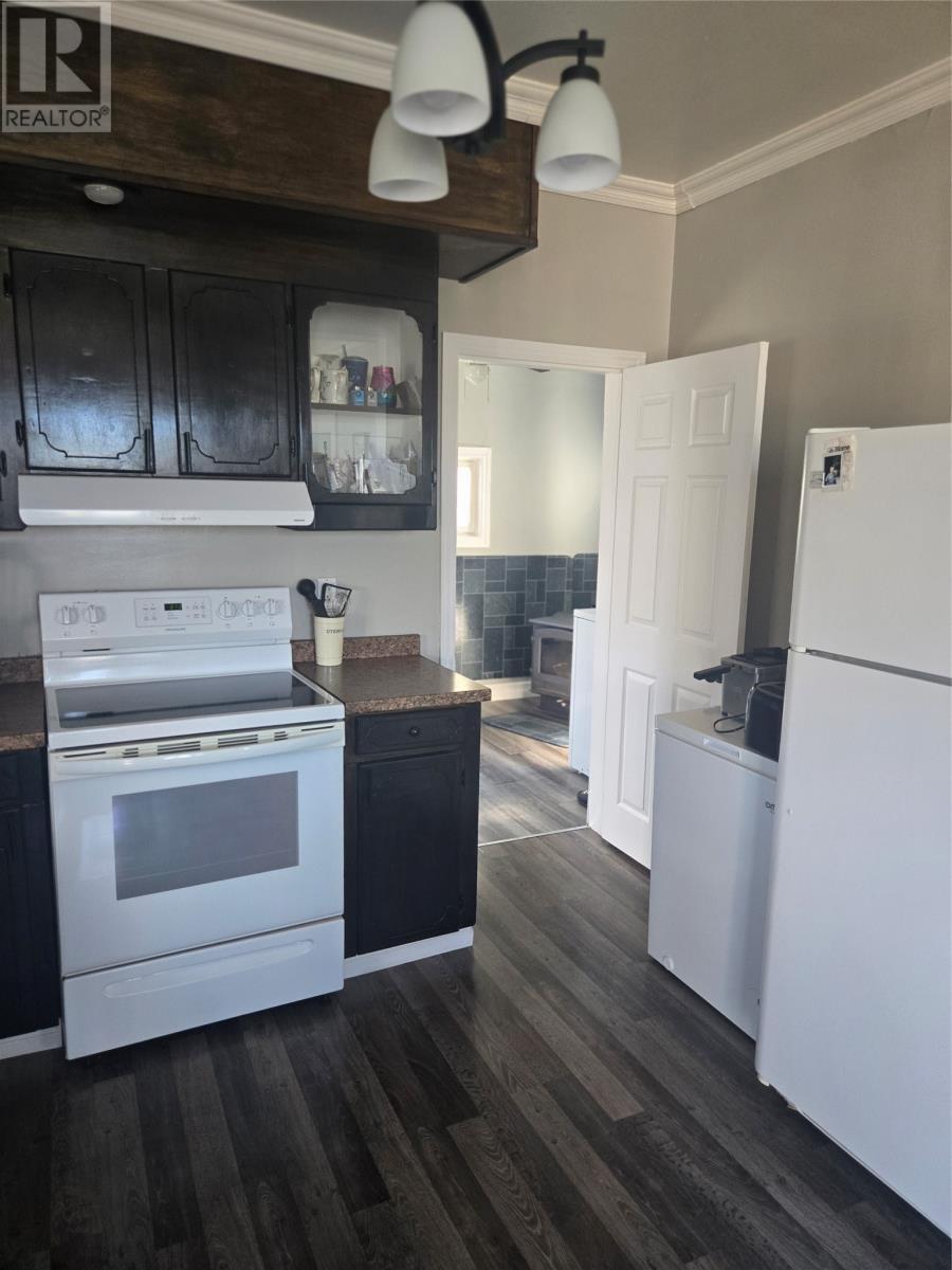 120 Water Street West Street, St. Lawrence, NL - Indoor Photo Showing Kitchen