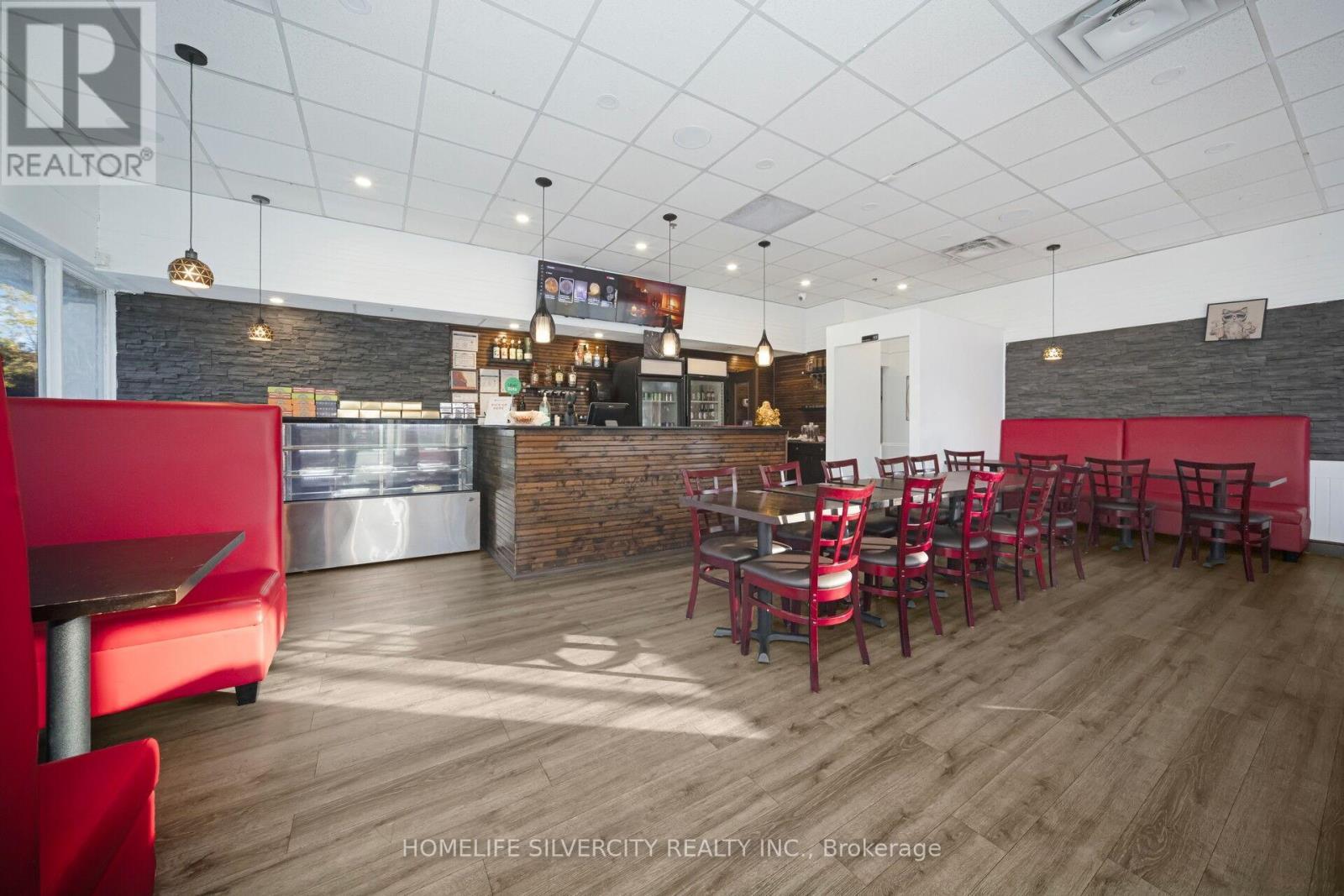 15 - 18 King Street E, Caledon, ON