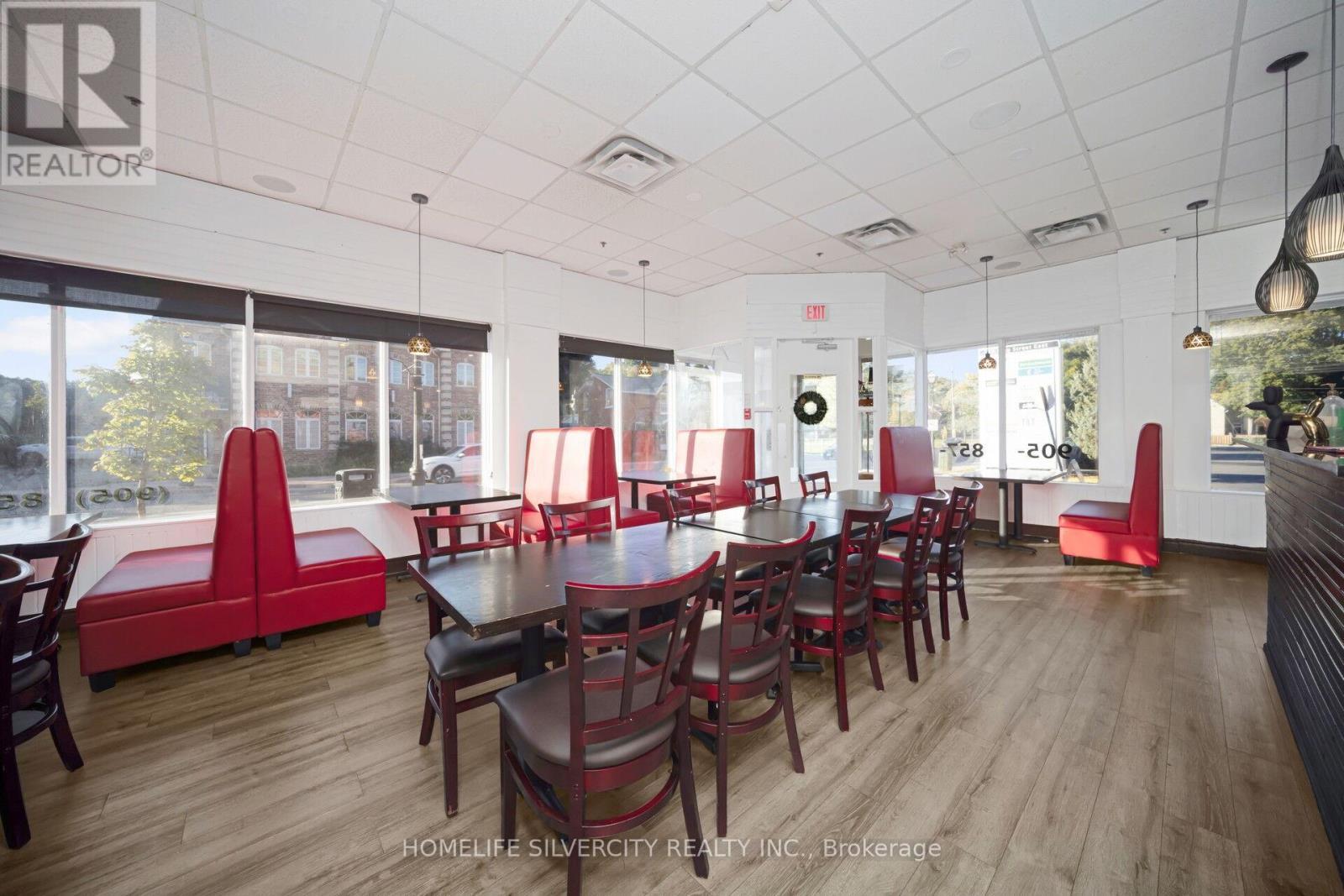 15 - 18 King Street E, Caledon, ON