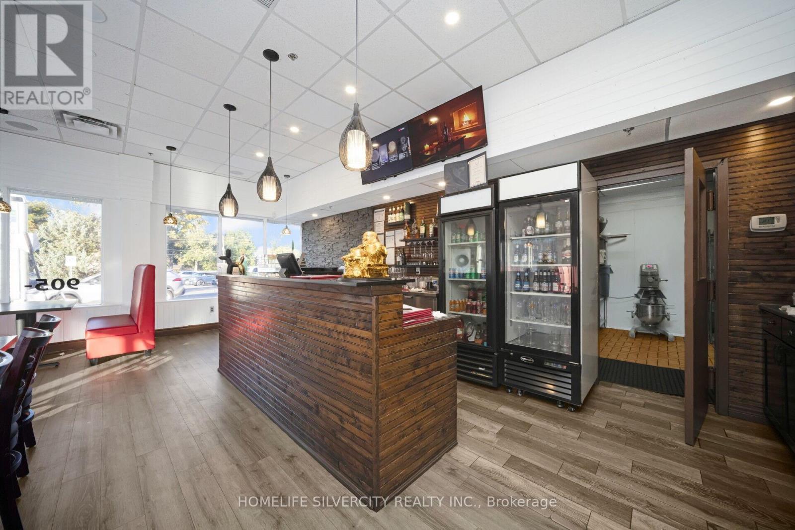 15 - 18 King Street E, Caledon, ON