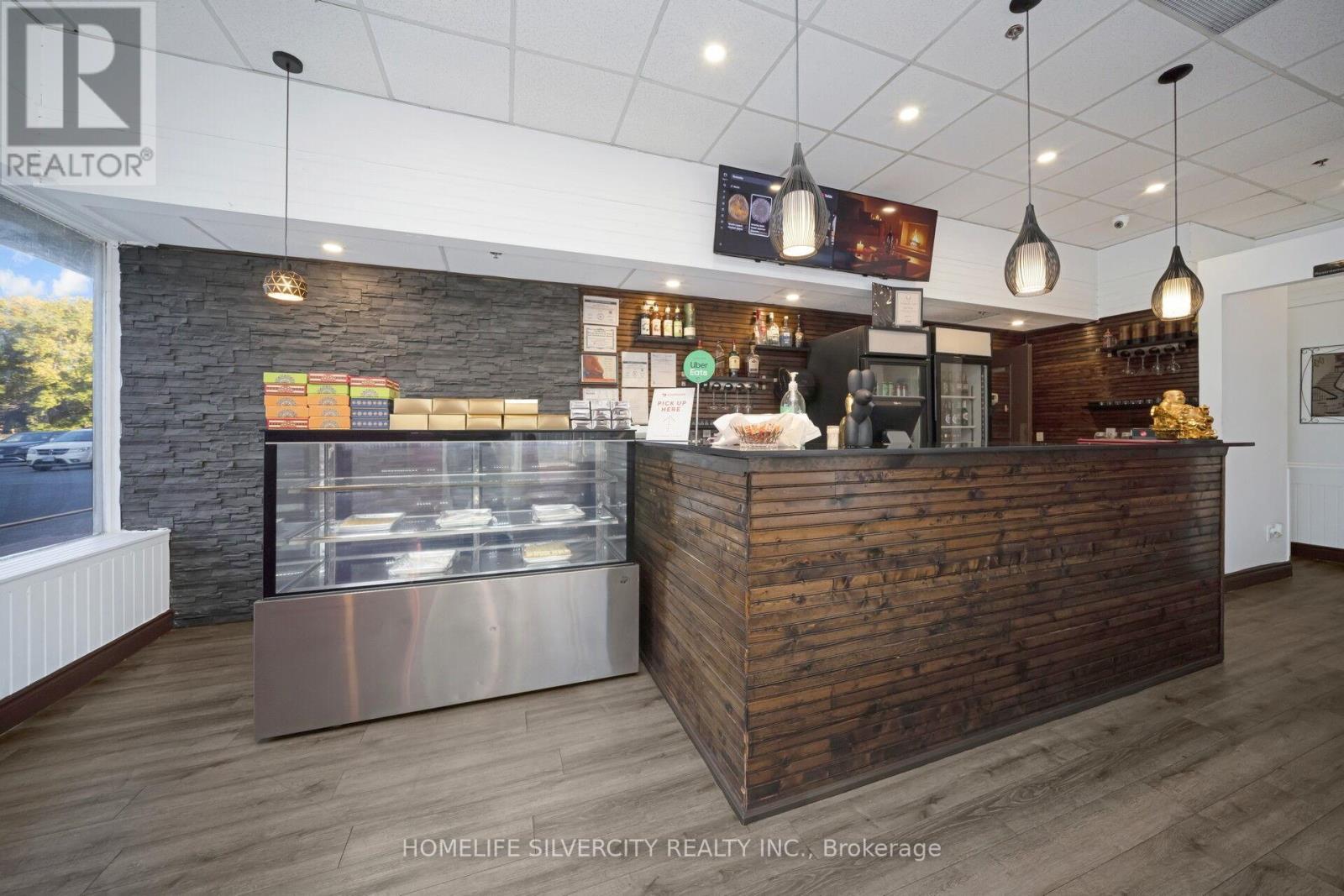 15 - 18 King Street E, Caledon, ON